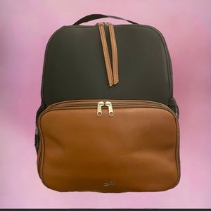 NWOT Freshly Picked Mom Travel Backpack in Black